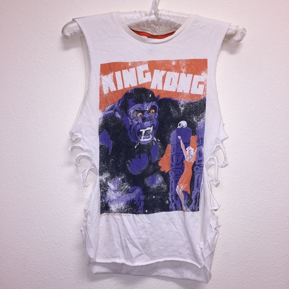 H&M Tops - H&M King Kong Tank